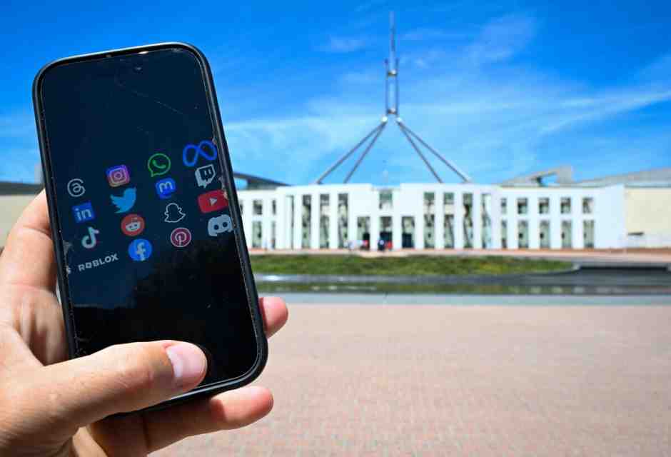 Sui social meno paternalismo di stato e più interventismo dei genitori. Diffidare della legge australiana