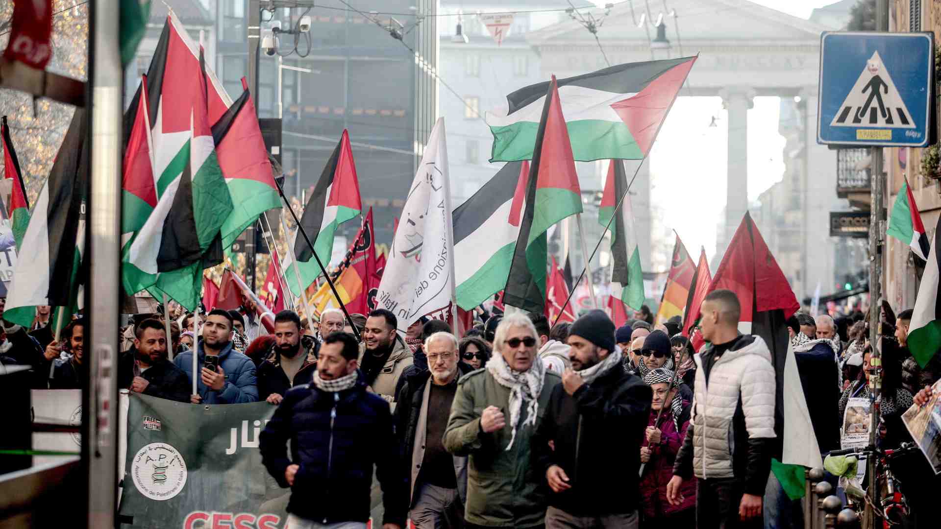 Immagine di Gaza, l’Occidente in piazza e il bersaglio Israele: il copione che non cambia