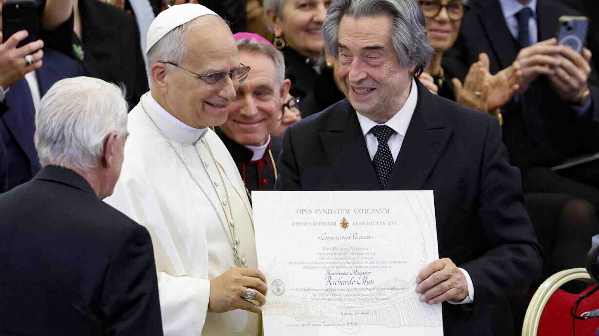 Immagine di Riccardo Muti riceve il Premio Ratzinger 2025