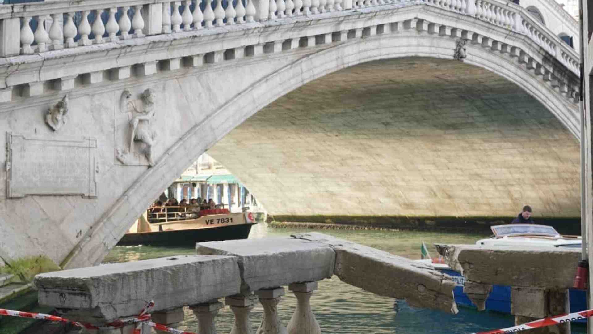 Immagine di Il Grinch veneziano. Come interpretare il furto di una barca carica di doni sul Canal Grande
