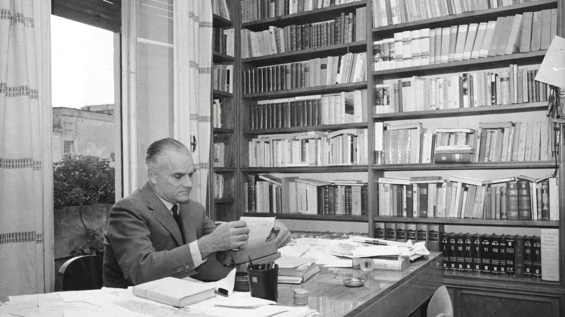 Immagine di Saggisti d’Italia. Un’antologia per capire il Novecento