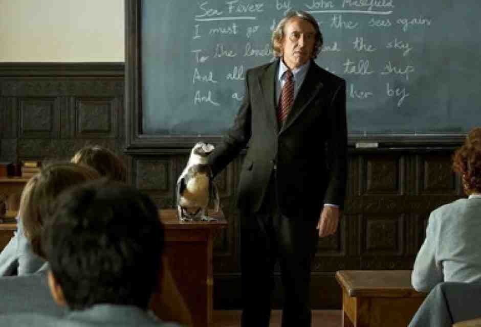  Una scena di Il professore e il pinguino, film di Peter Cattaneo<br />