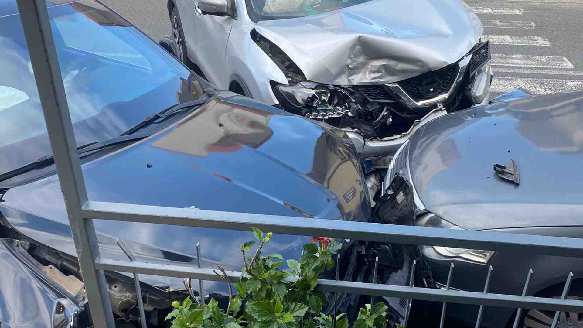 Immagine di Incidente d'auto per la scorta di Gratteri. Illeso il magistrato