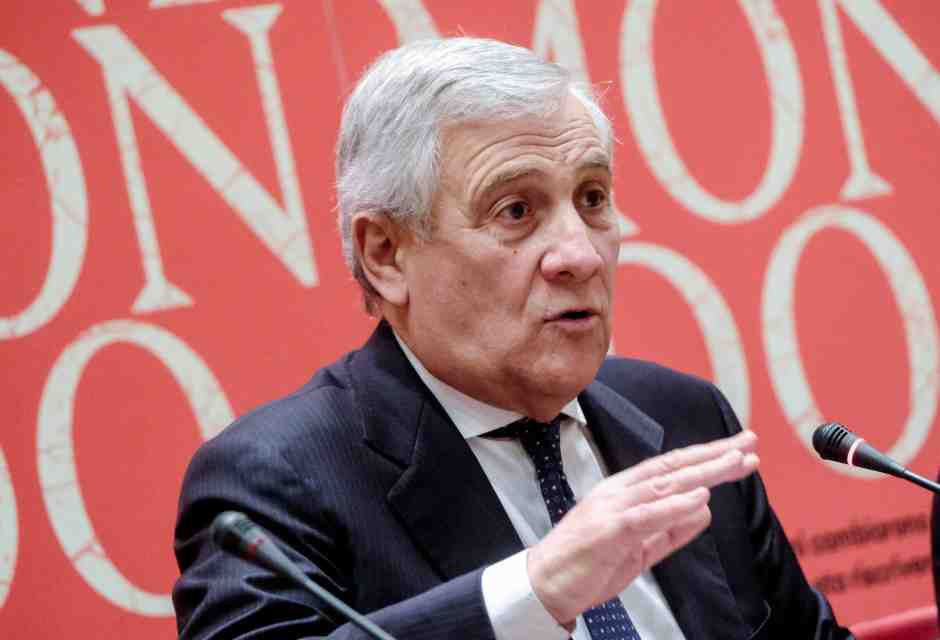 Tajani: "La Russia non ci dividerà con la sua propaganda. Trump che nega i visti? Bisogna dialogare"