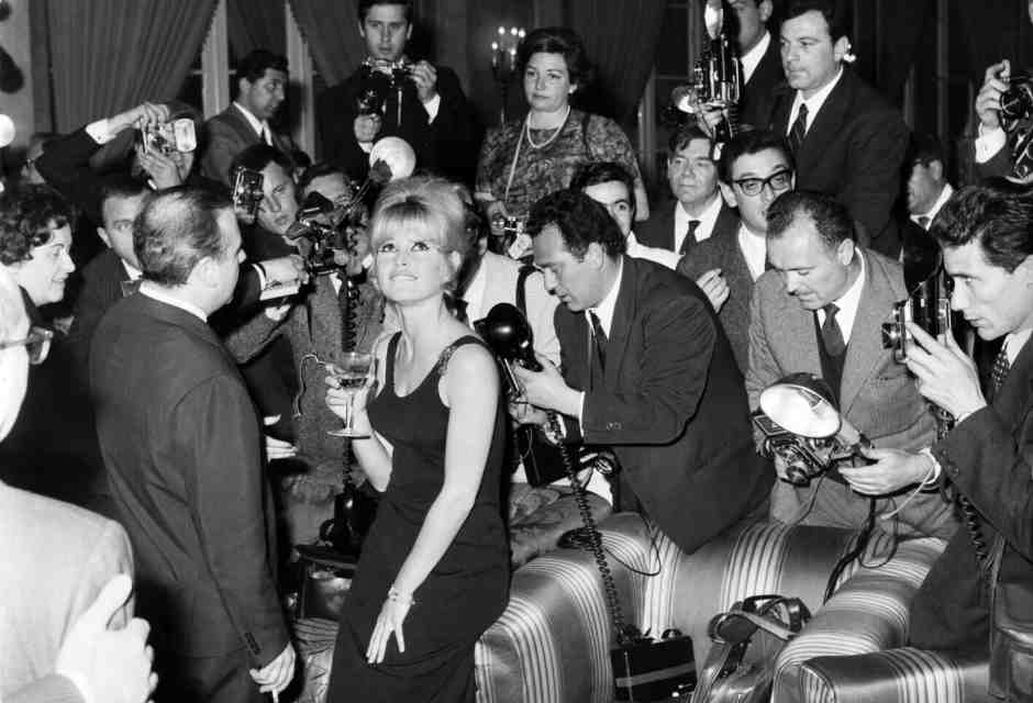 L'attrice Brigitte Bardot durante la conferenza stampa tenuta a Roma per il film "Il disprezzo". Foto LaPresse&nbsp;<br />