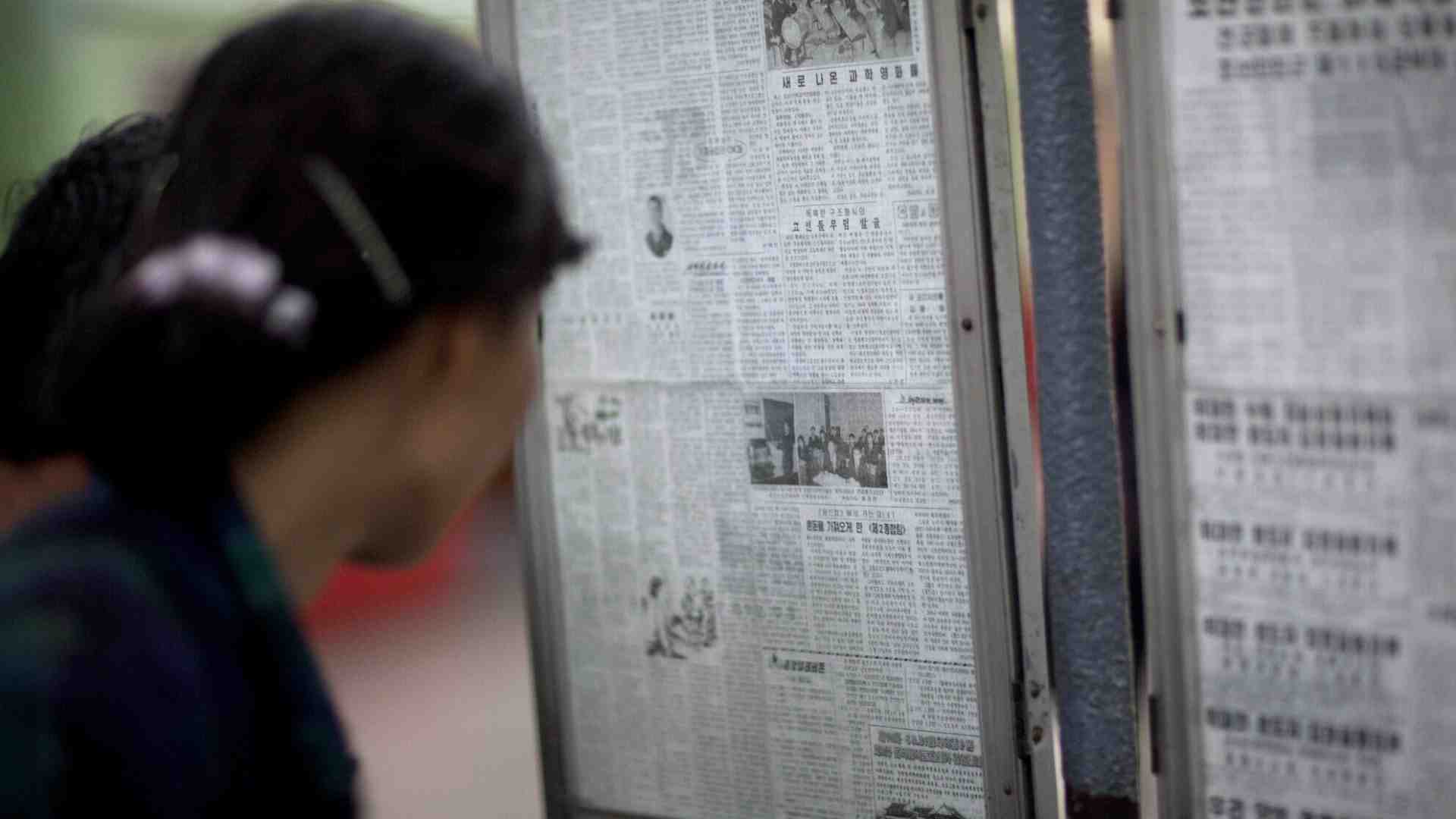 Immagine di Il giornale della propaganda nordcoreana arriva al Sud, insieme alle minacce