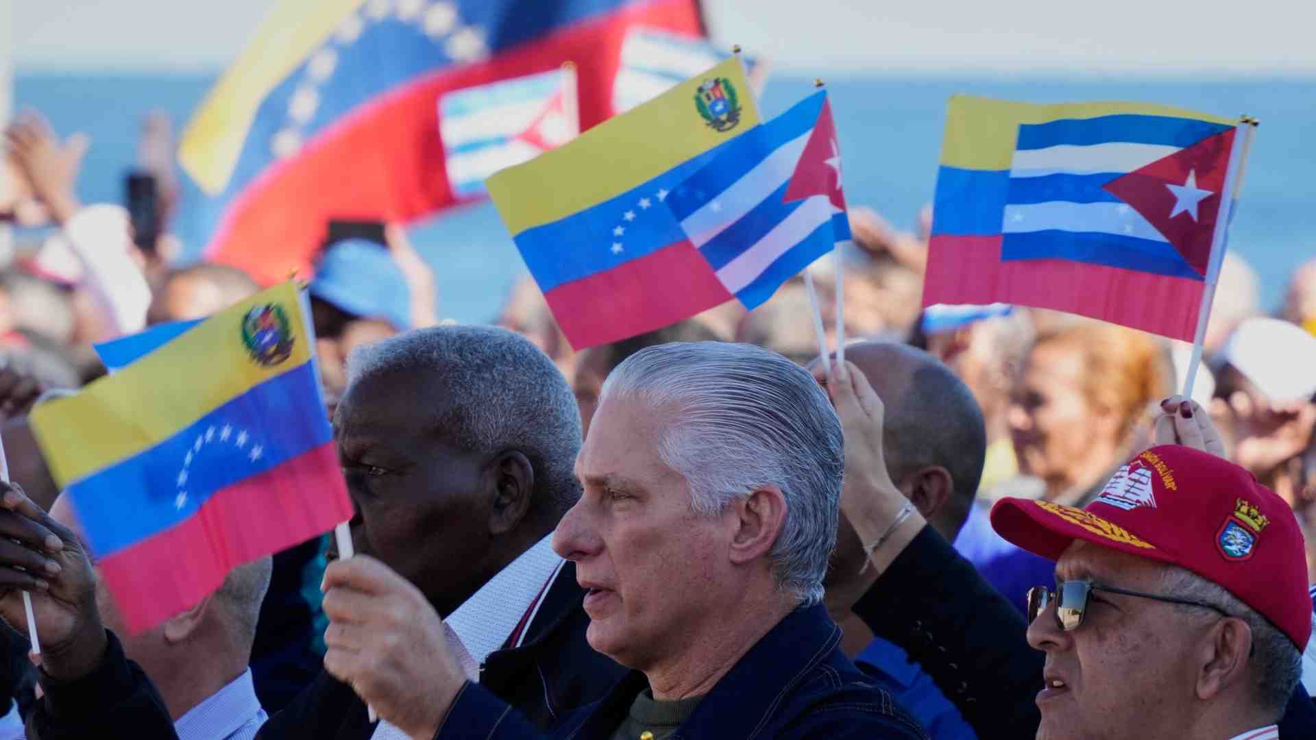Immagine di Spie e mercenari. La presenza cubana oltre il fronte dei Caraibi