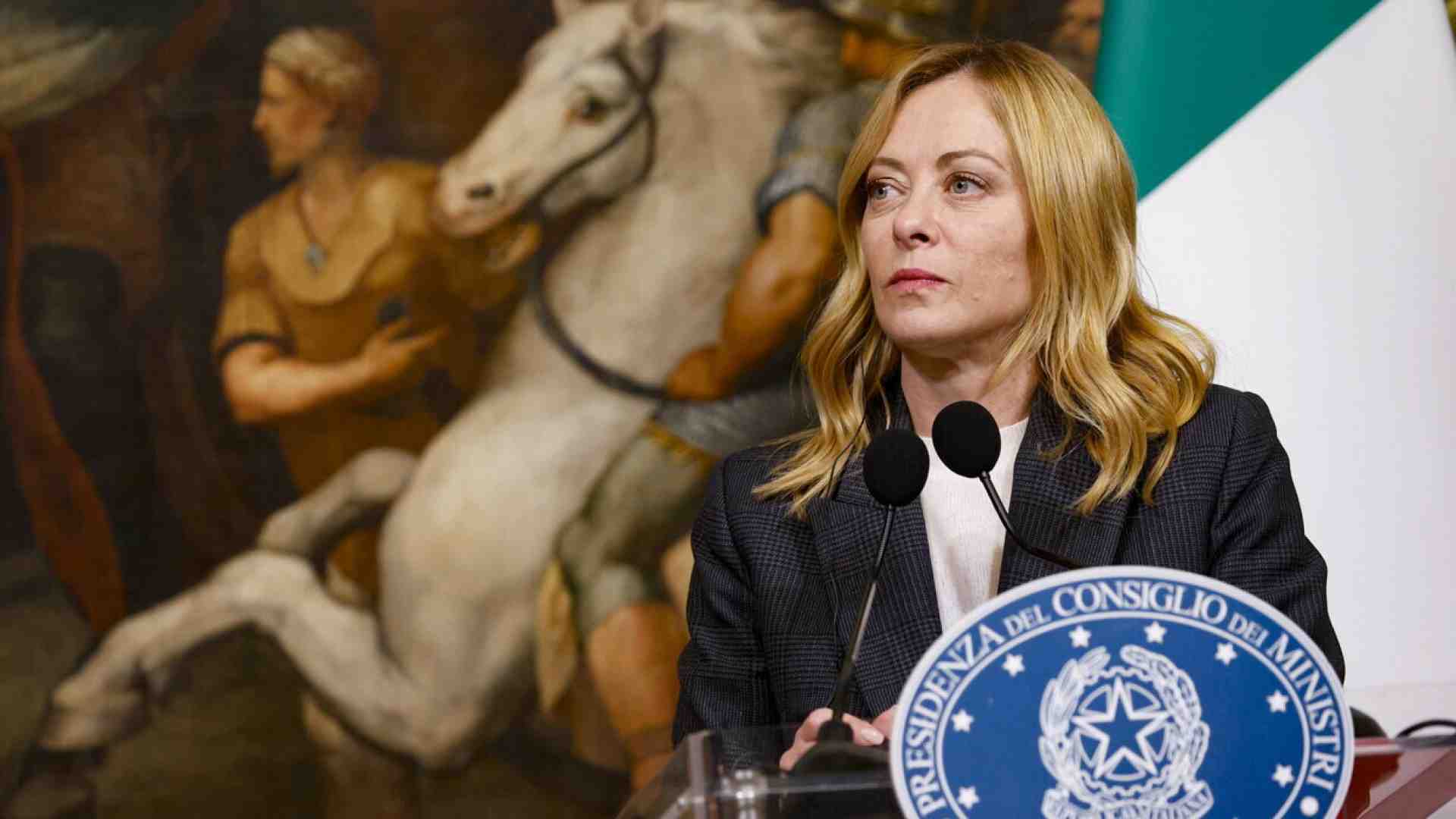 Immagine di Meloni e le centomila gavette di ghiaccio della Groenlandia