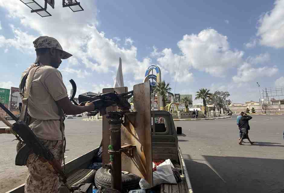 &nbsp;L'avanzata degli uomini del governo legittimo dello Yemen verso Aden (foto Getty)
