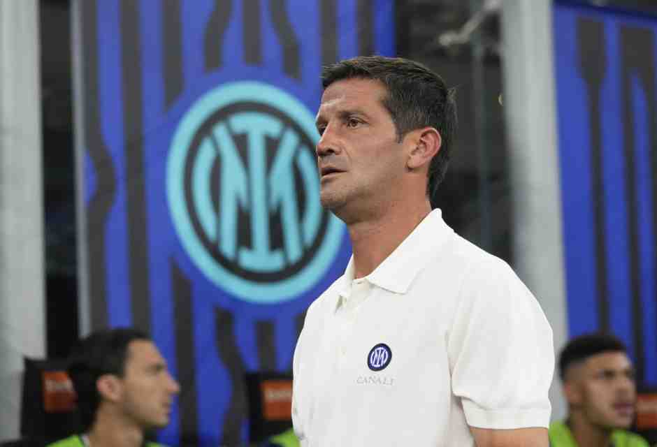 L'allenatore dell'Inter campione d'inverno,&nbsp;Christian Chivu (foto LaPresse)