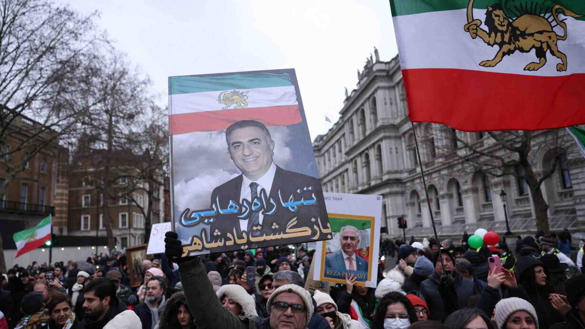 Immagine di “Se l’occidente sostiene il dissenso iraniano, Khamenei cadrà”. Parla l’israeliano Kedar