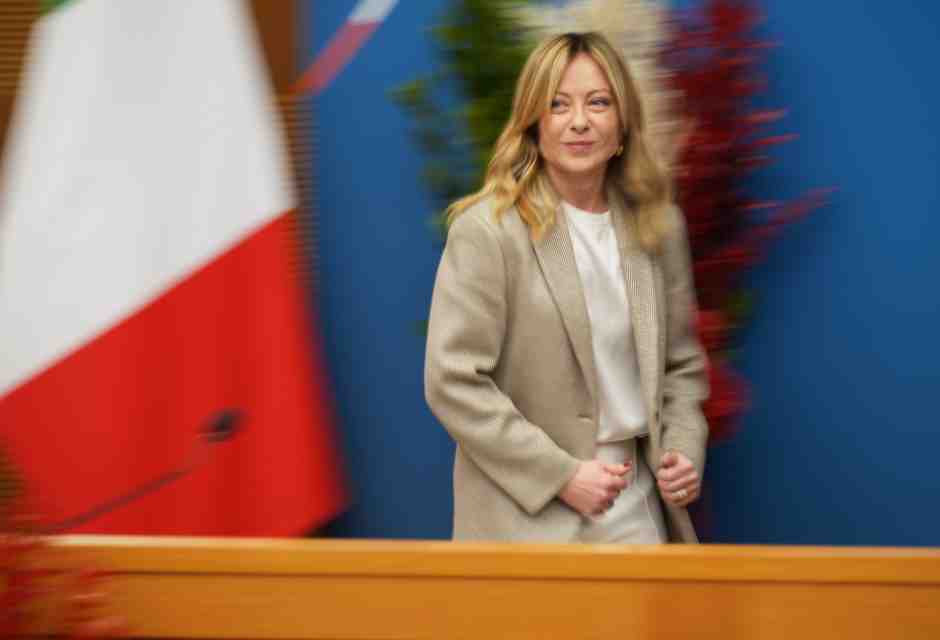 Meloni la "commissaria": la gioia per Trentini e il dossier Iran. Dissidio Salvini-Abodi sul supercomissario