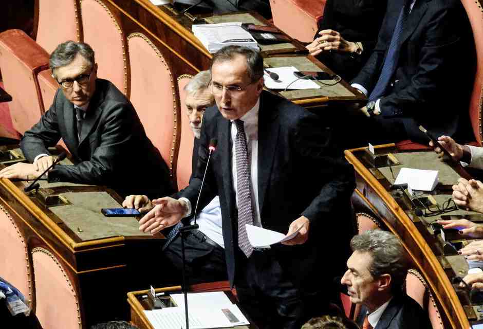 Boccia: "Il Pd tiepido sull'Iran? Cazzate. Siamo pronti a scendere in piazza con gli altri partiti"