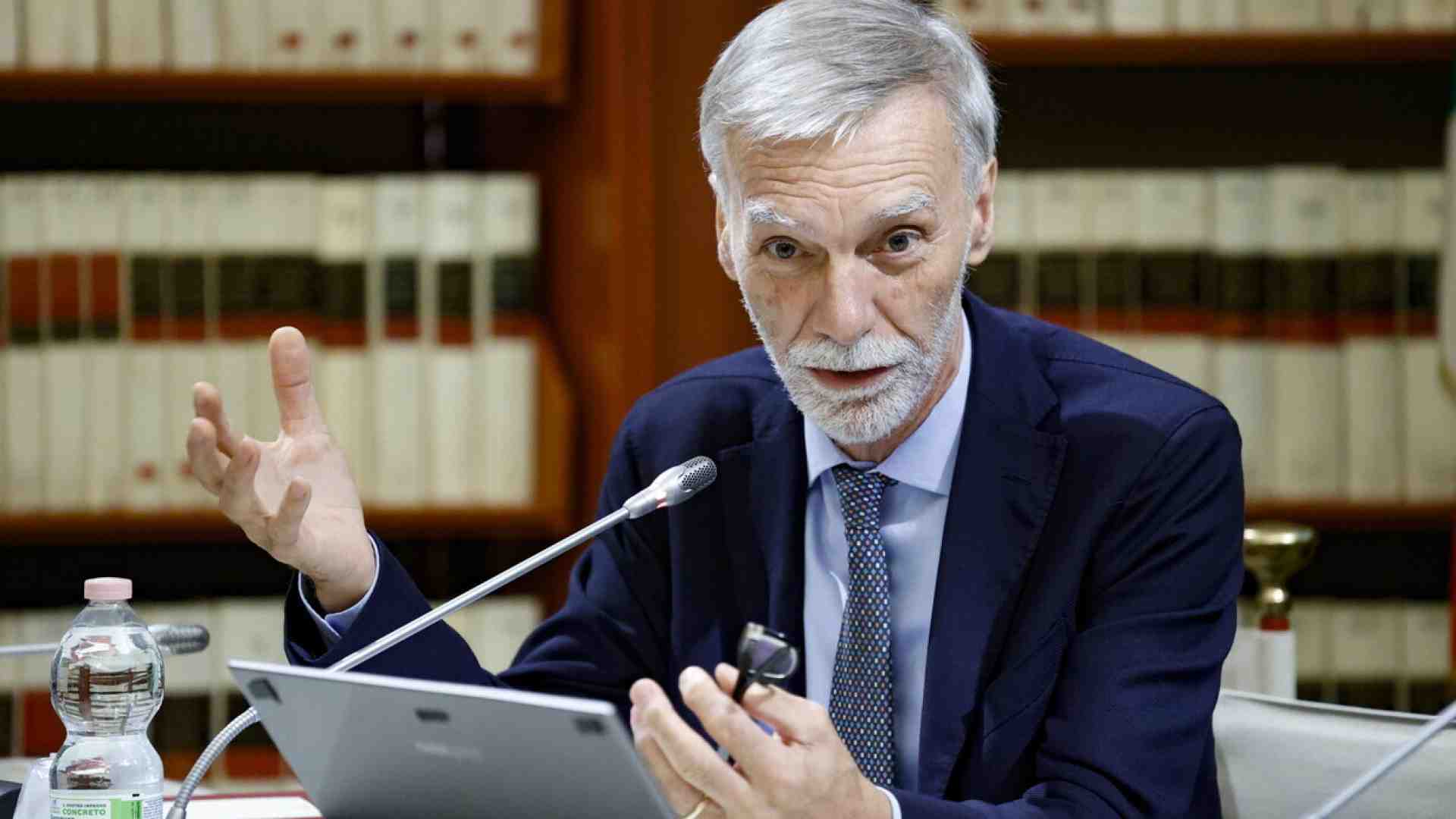 Immagine di "Peccato, un fulmine a ciel sereno", dice il dem Delrio a proposito dell'astensione del M5s sull'Iran
