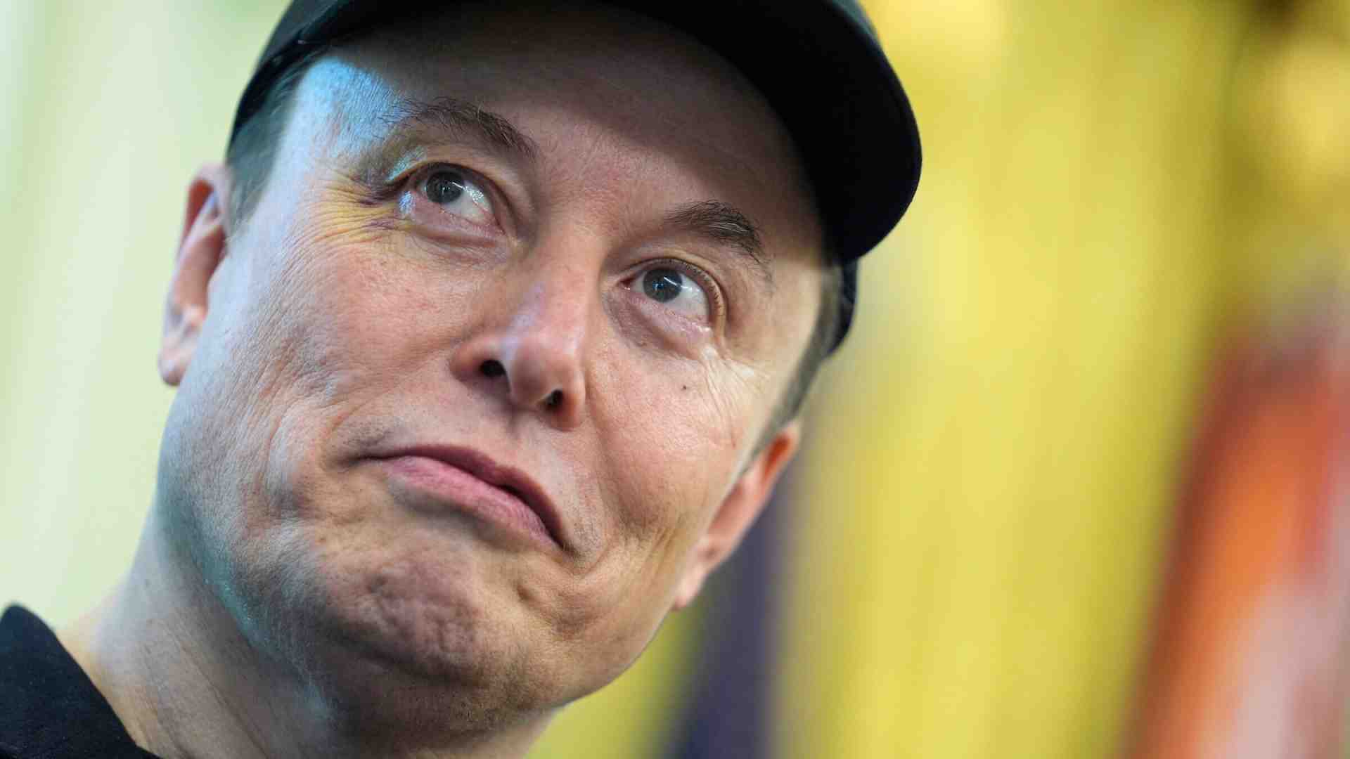 Immagine di Infine Musk mette un limite a Grok, ma l’ira con Londra resta