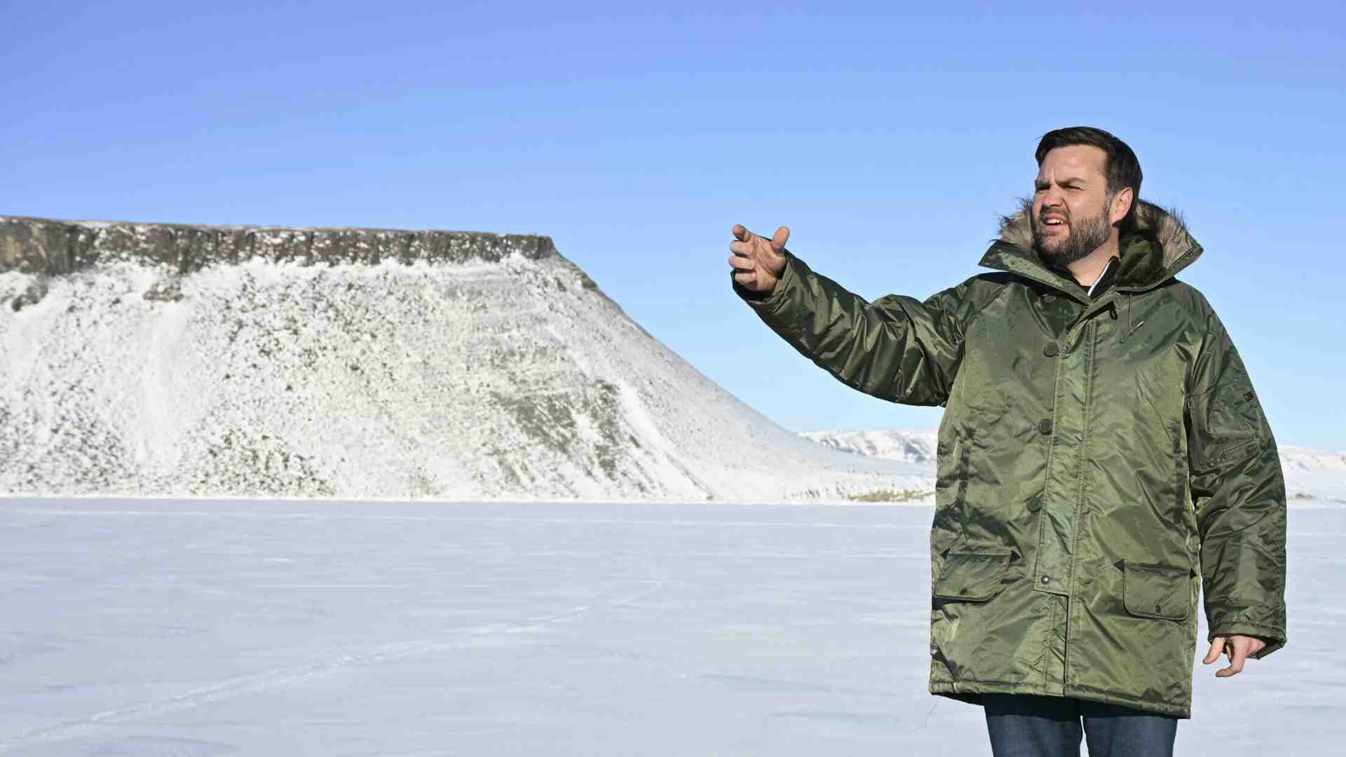 Immagine di Gli intellò conservatori cattolici americani contro l'assalto alla Groenlandia