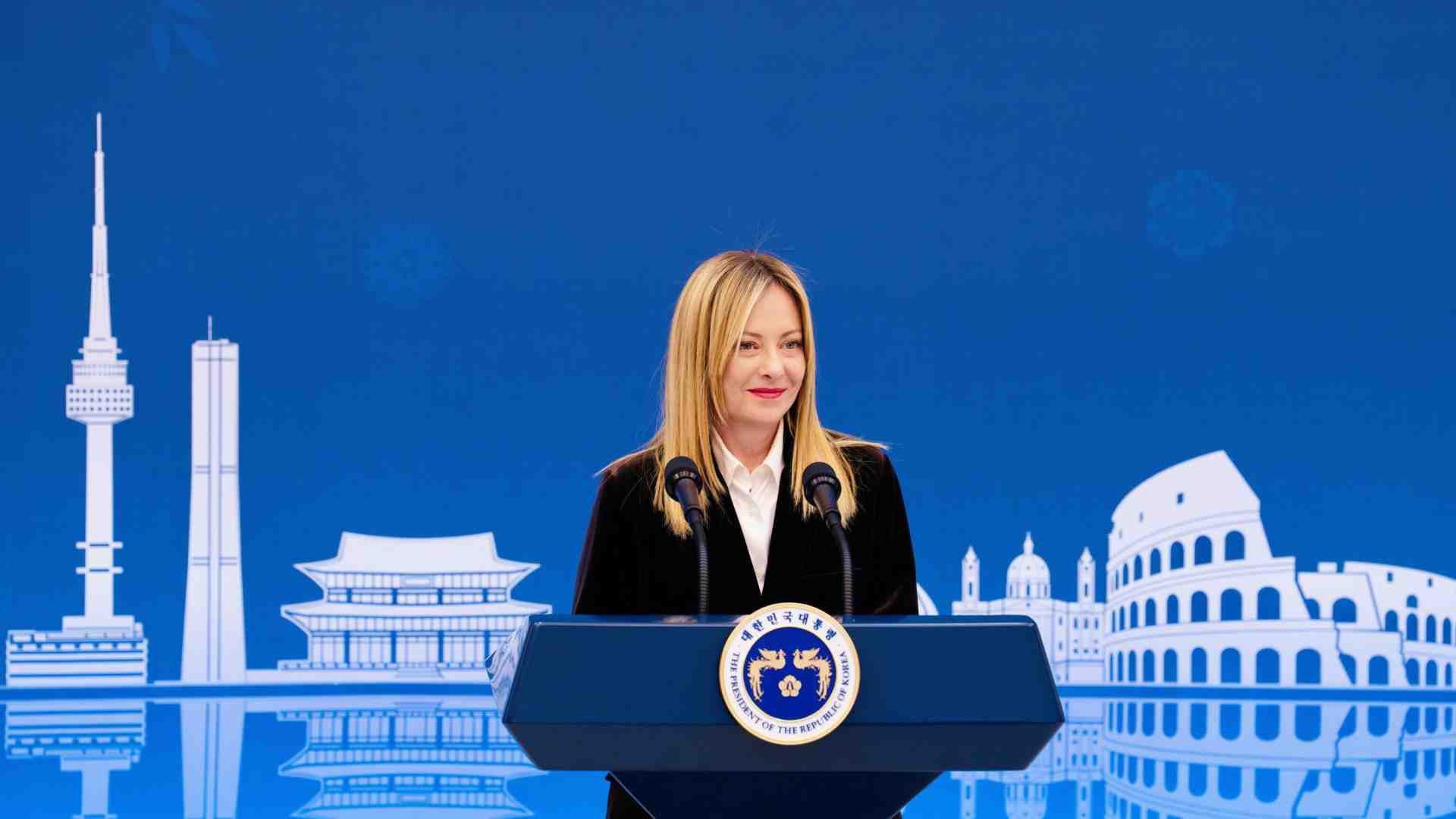 Immagine di La Meloni di estrema destra esiste molto a parole e poco nei fatti