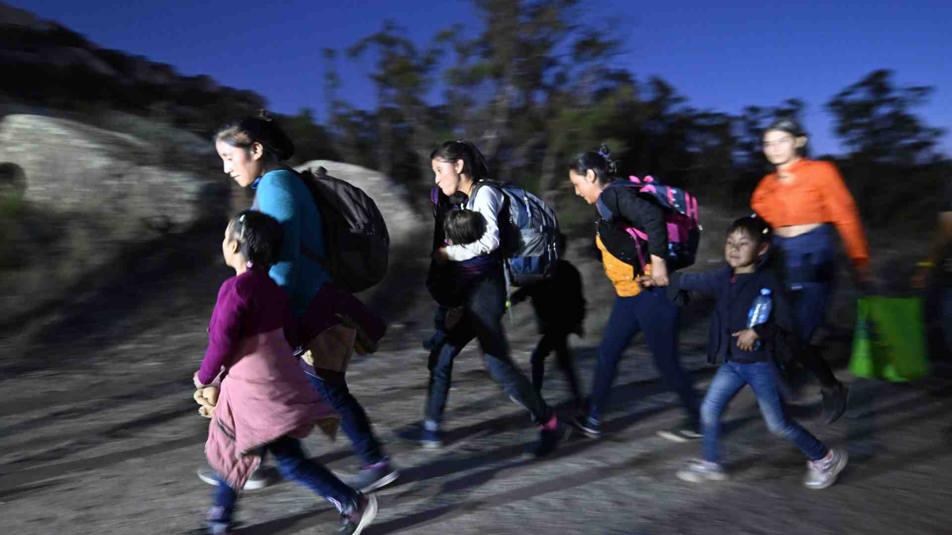 Immagine di Uno studio del Cato Institute smonta la bufala dell’“invasione” di migranti ai tempi di Biden