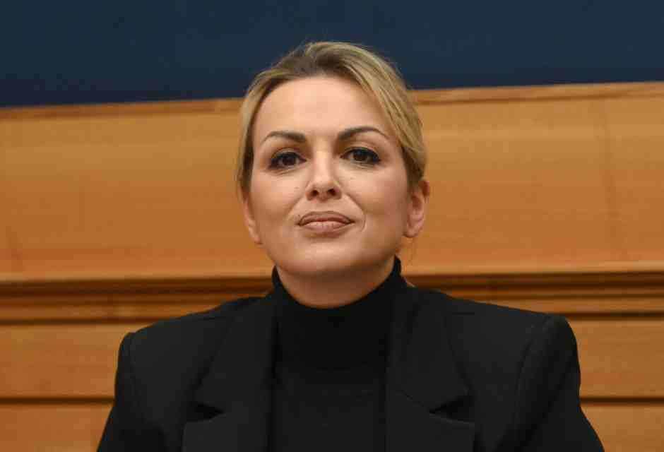  Foto Ansa