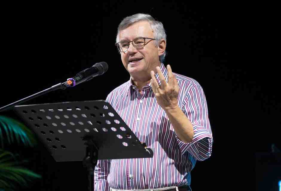 La lezione di un pm al prof. Barbero sul referendum: "Si è riscoperto influencer, meglio si occupi di guerre puniche"