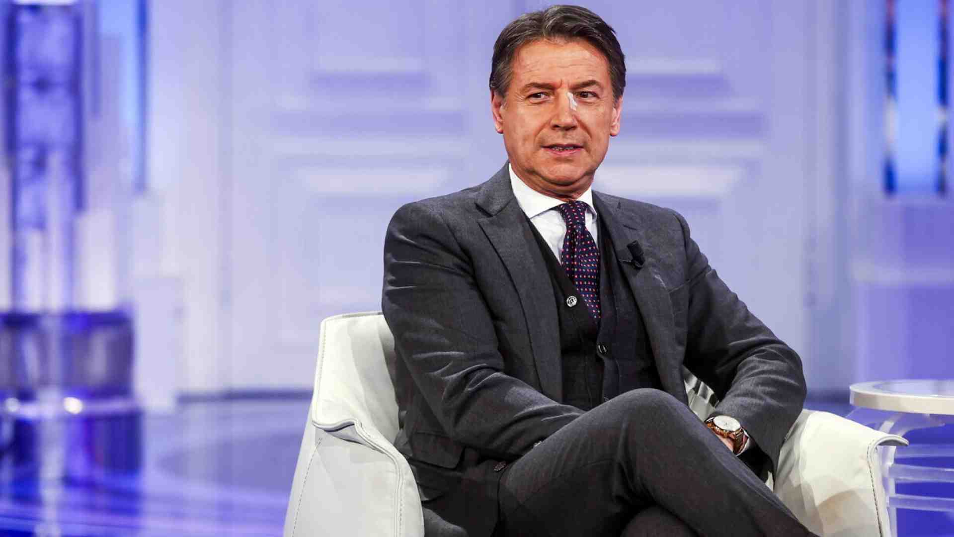 Immagine di Il Conte “repubblicano”: dialogo al Farnese con La Malfa