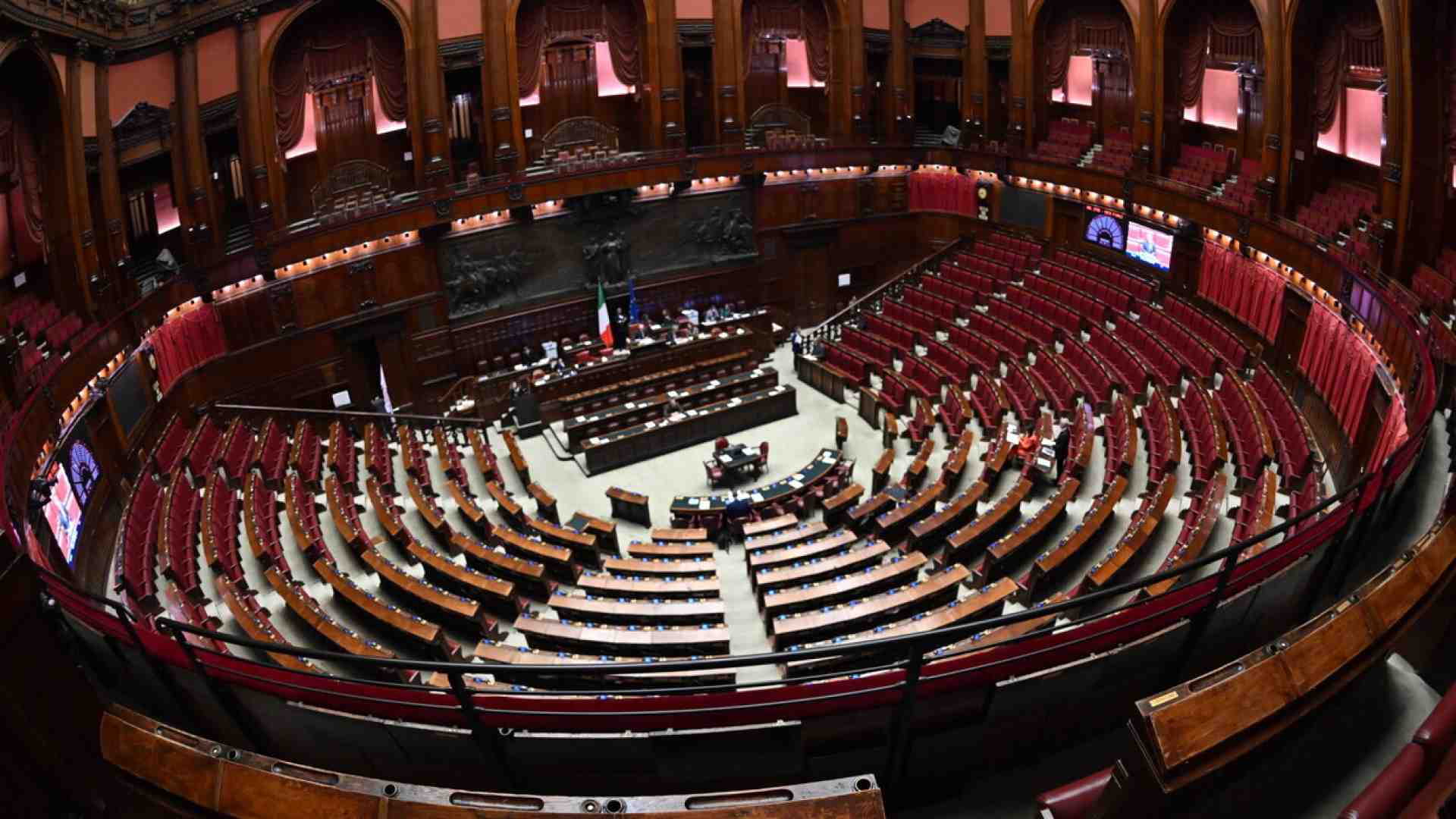 Immagine di Siamo tutti umarell di fronte al cantiere del Parlamento