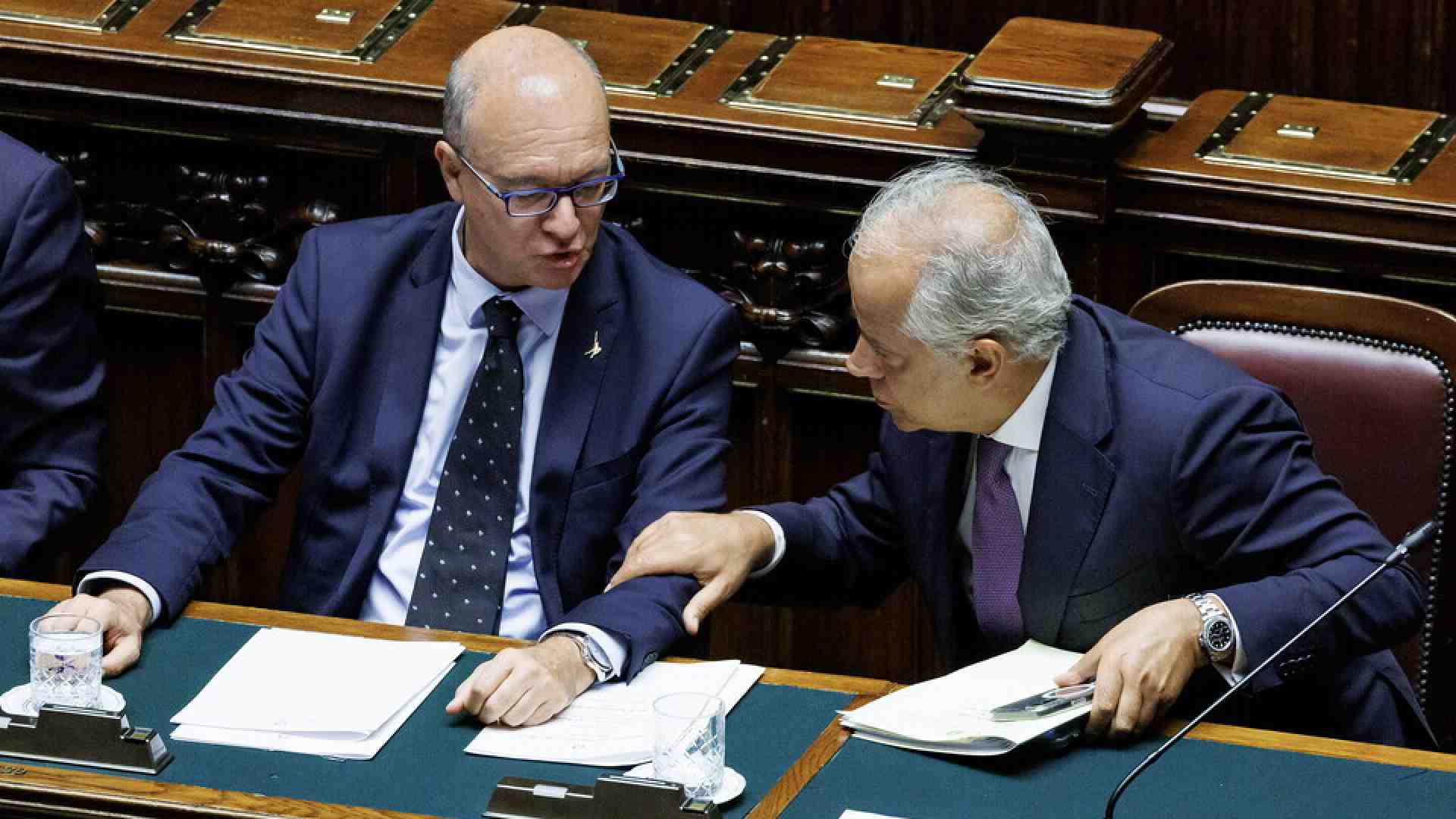 Immagine di Metal detector a scuola? Solo nelle situazioni più gravi. Ecco la circolare di Valditara e Piantedosi