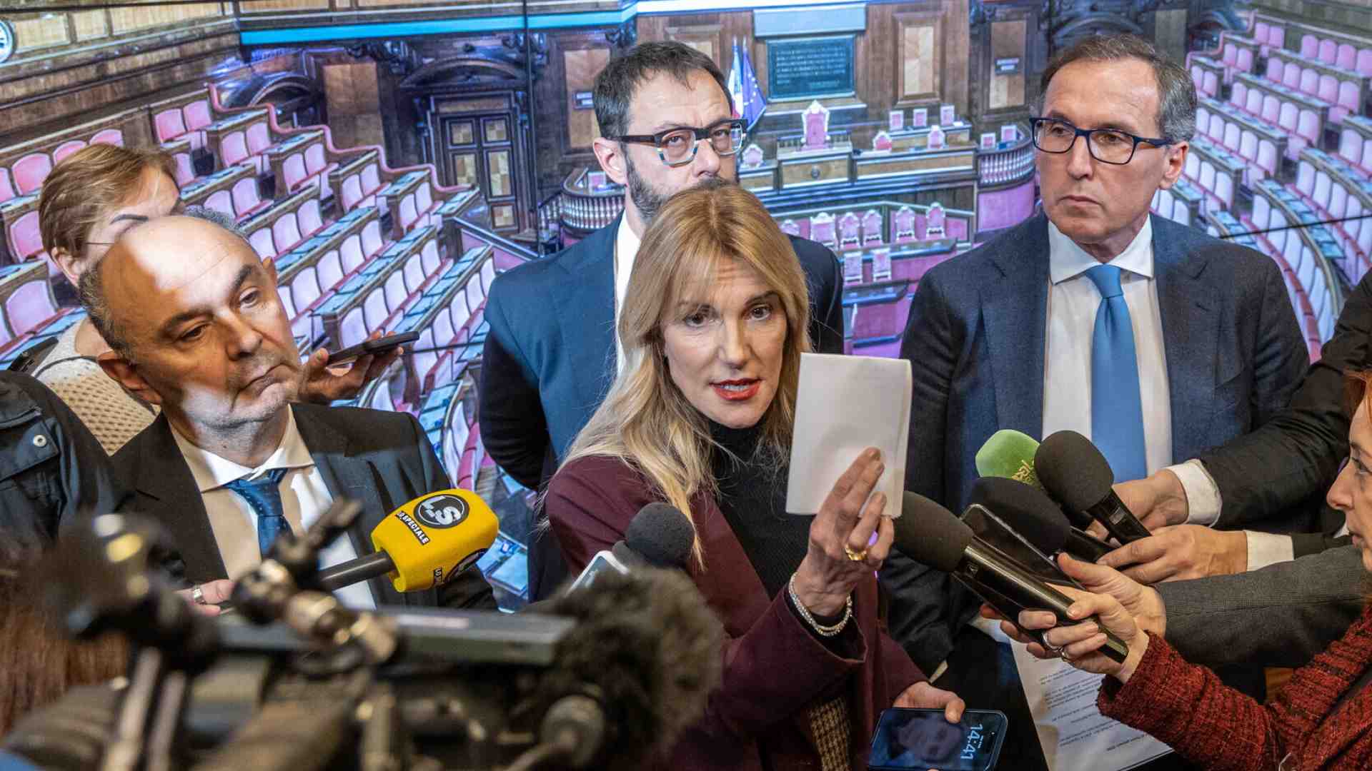 Immagine di Tra tormenti e mediazioni la sinistra si ricompatta sulla sicurezza