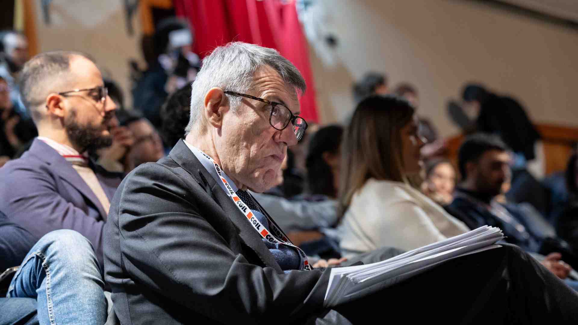 Immagine di Disintermediare logora. Come il populismo ha contagiato i sindacati