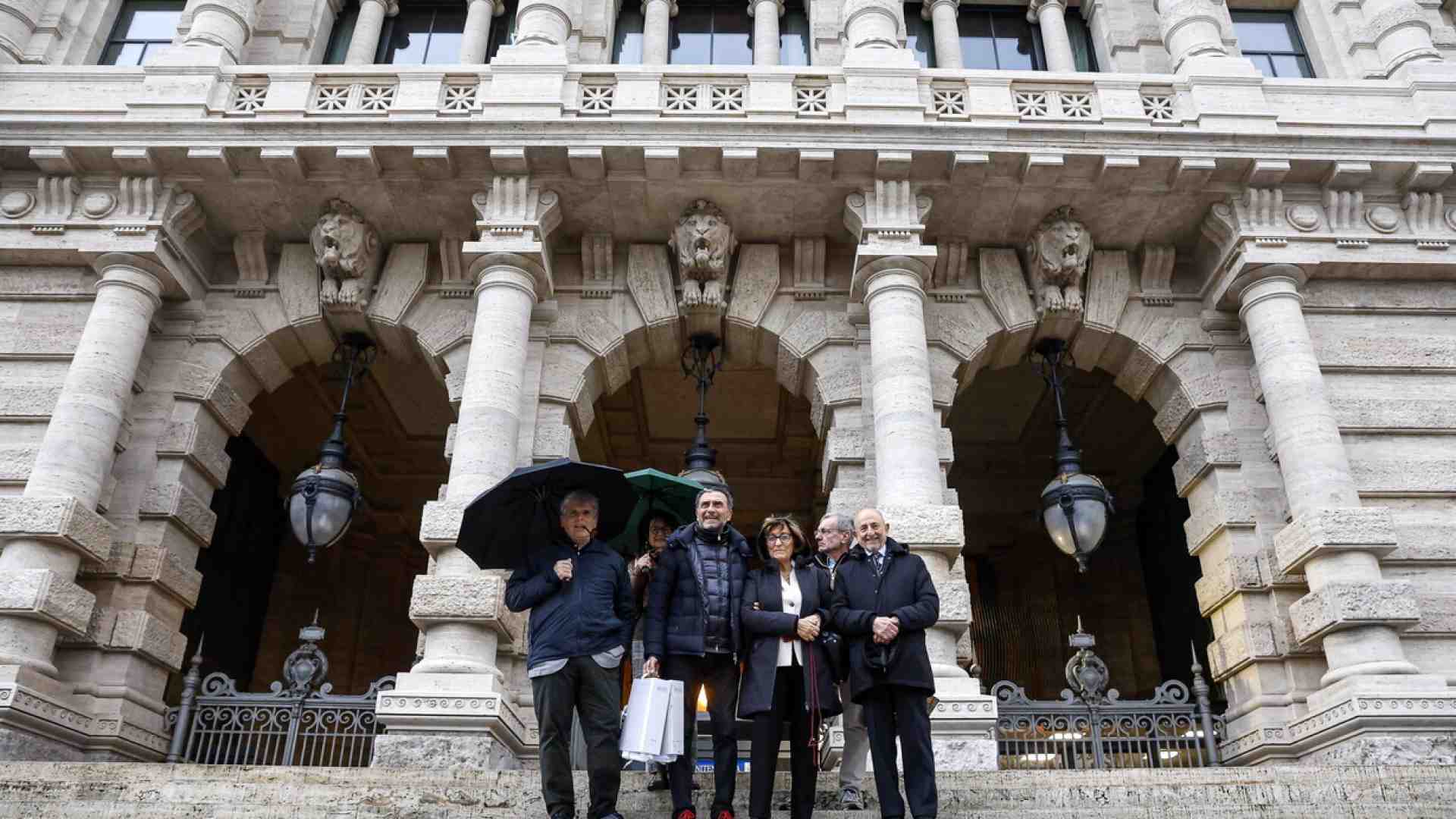 Immagine di La Cassazione accoglie un nuovo quesito per il referendum sulla giustizia: si rischia un rinvio del voto