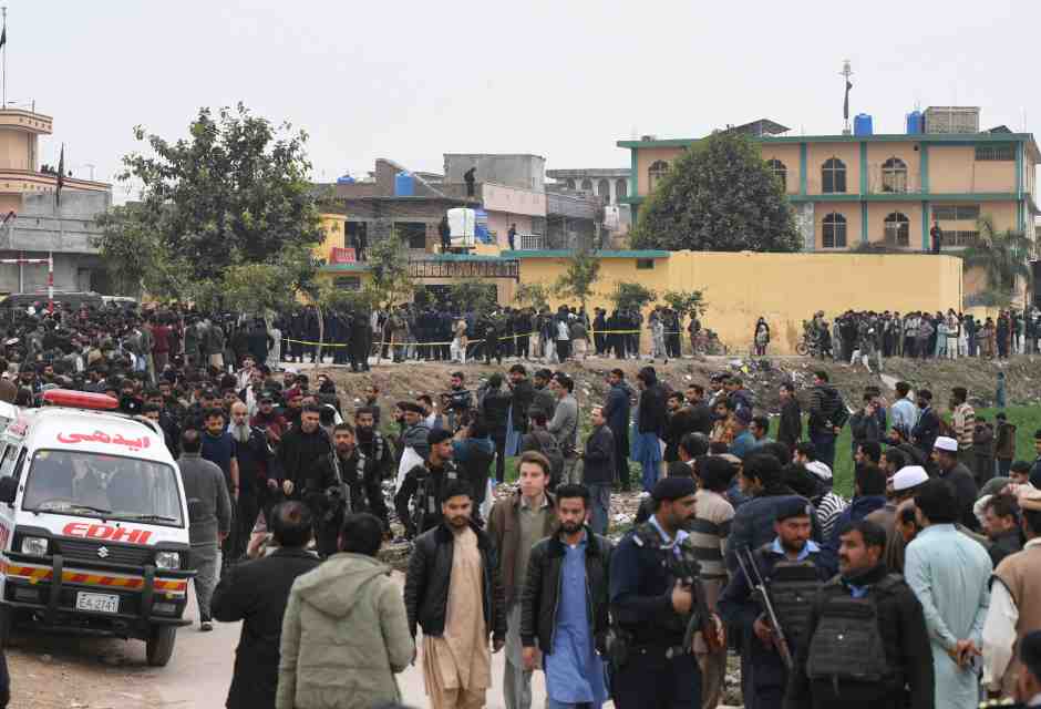 Un'esplosione in una moschea di Islamabad provoca 31 morti e quasi duecento feriti