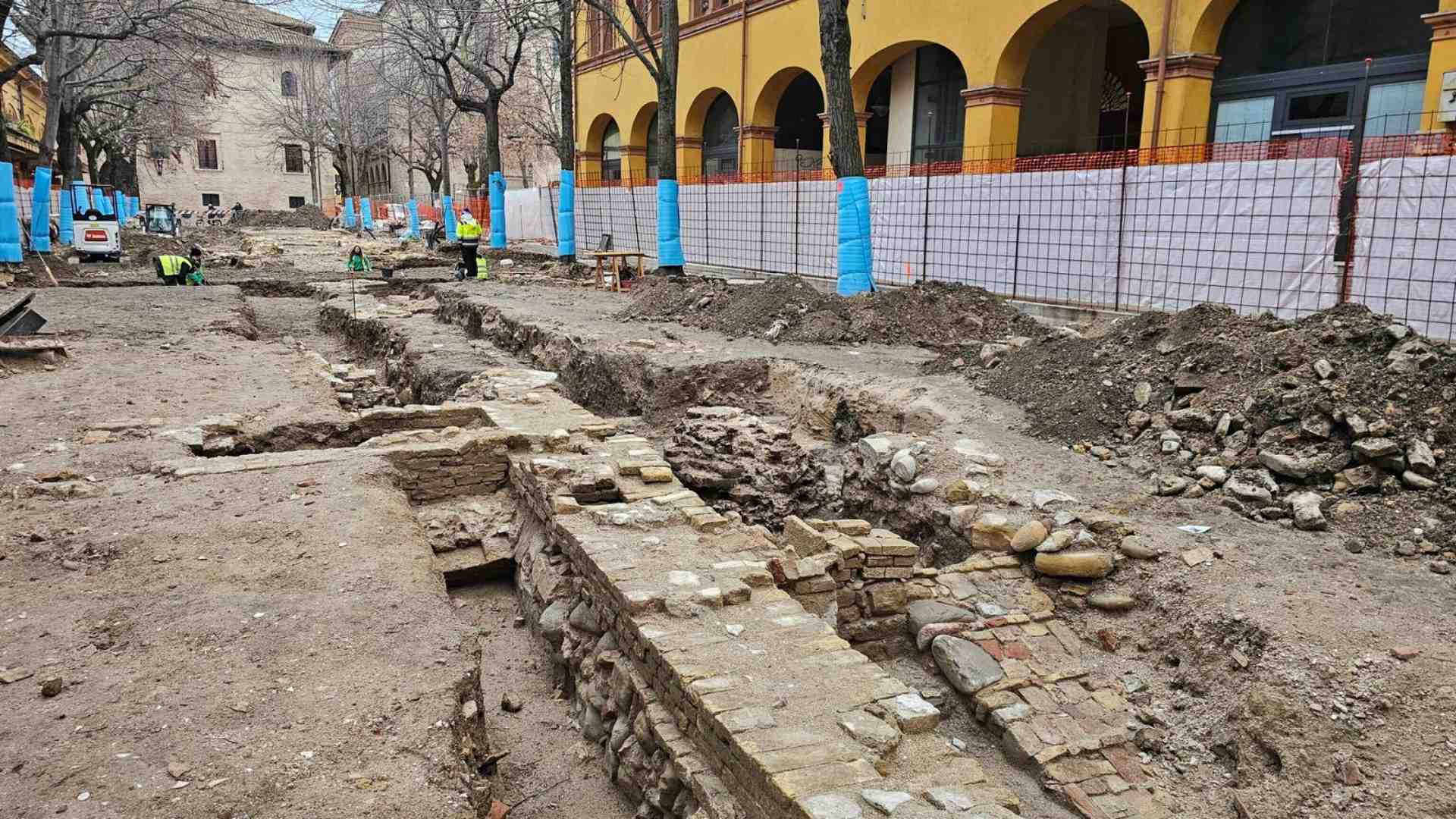 Immagine di Dal Vitruvio trovato a Fano all’arco di trionfo trumpiano. L’insostenibile fascino del classico