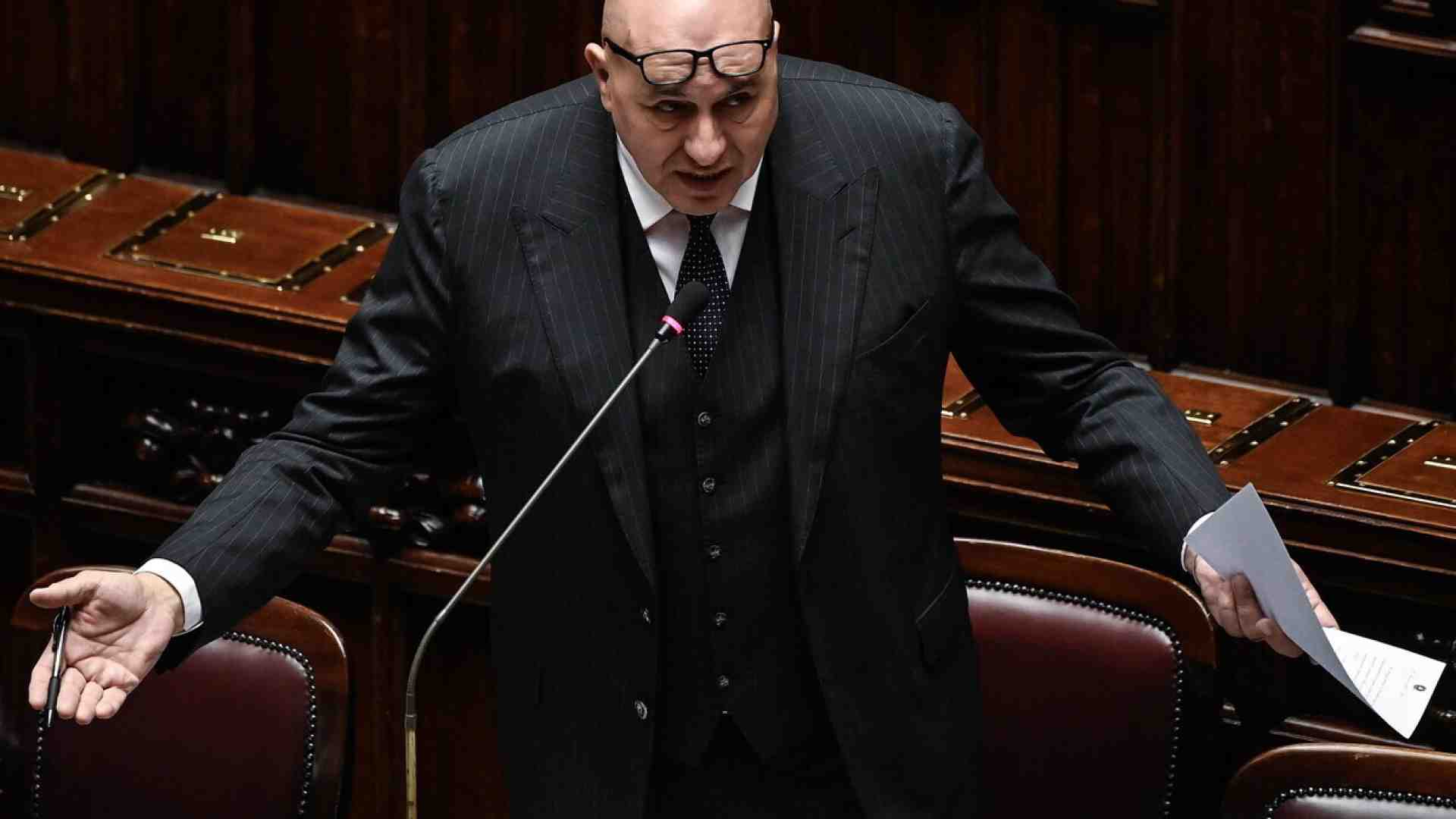 Immagine di La destra si interroga su Vannacci in coalizione. La trincea di Crosetto
