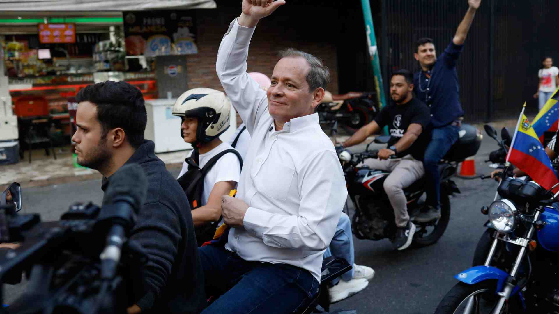 Immagine di Il leader oppositore venezuelano Guanipa libero per poche ore. Il regime rialza il muro