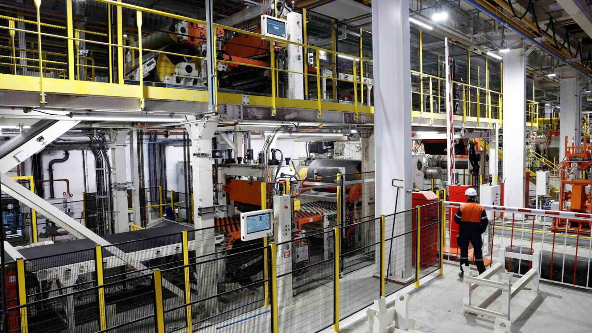 Immagine di Dopo la crisi e i dazi, la produzione industriale segna una ripresa