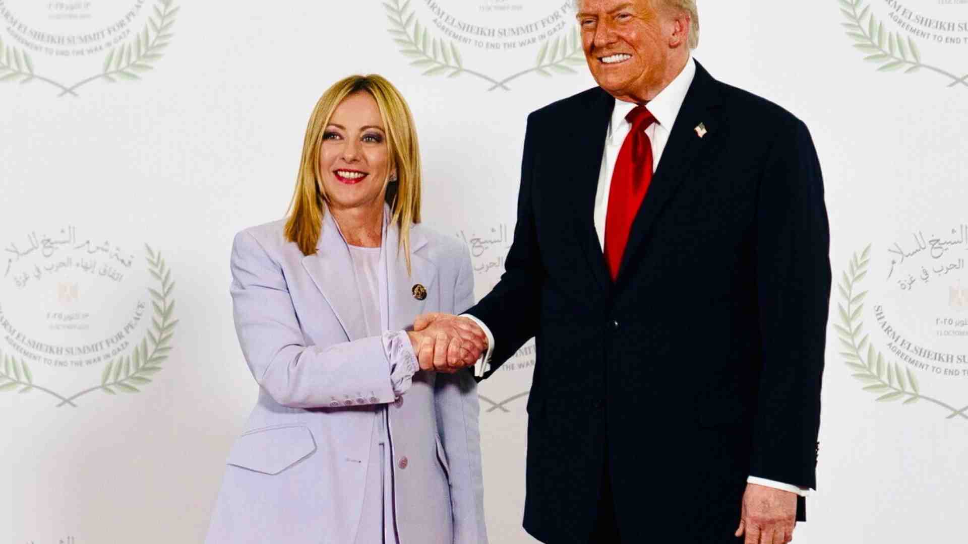 Immagine di Trump invita Meloni il 19 febbraio per la prima riunione del Board di Gaza. L’imbarazzo di Chigi