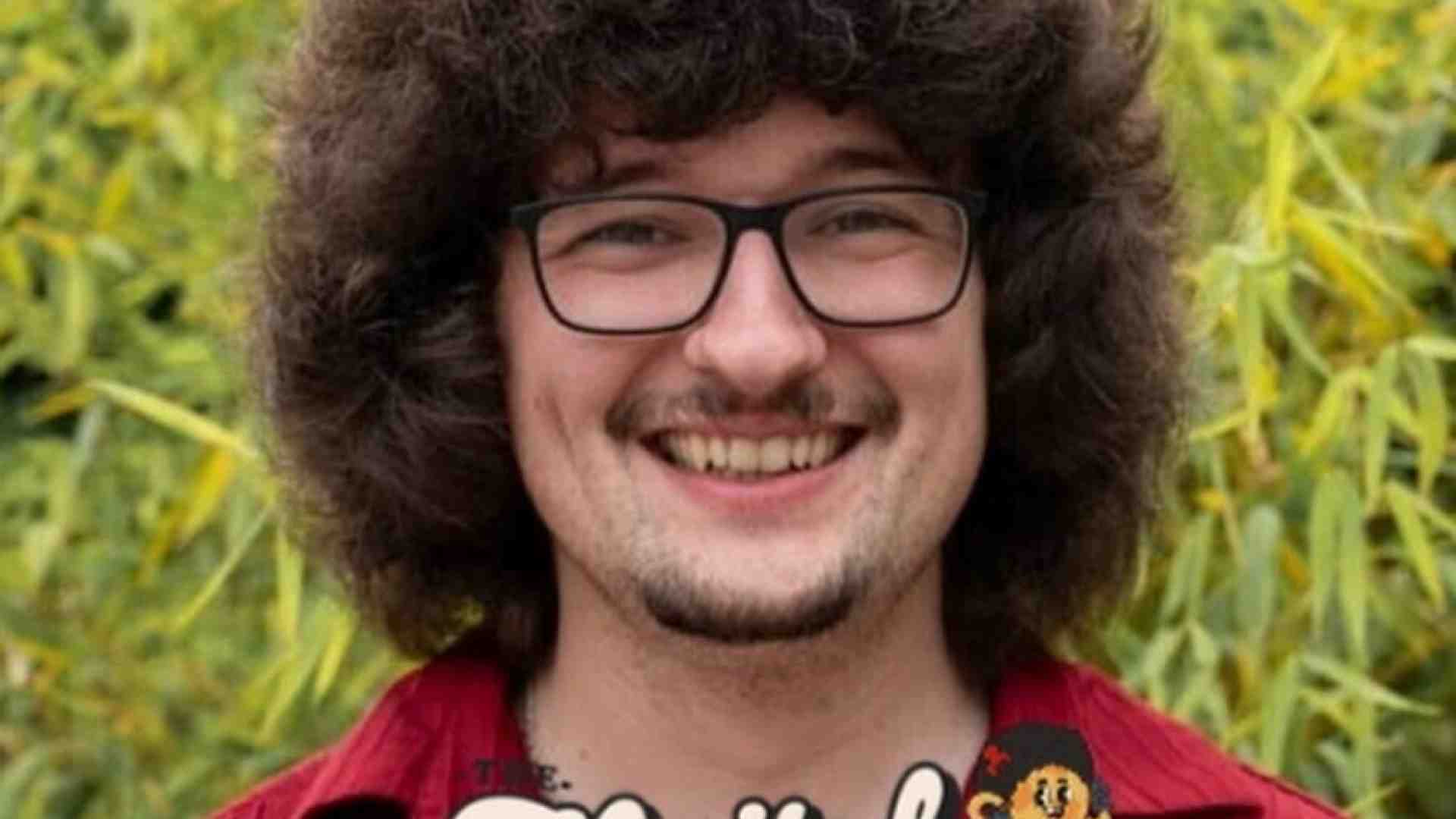 Immagine di Il tifoso capellone dello United ha rotto le scatole
