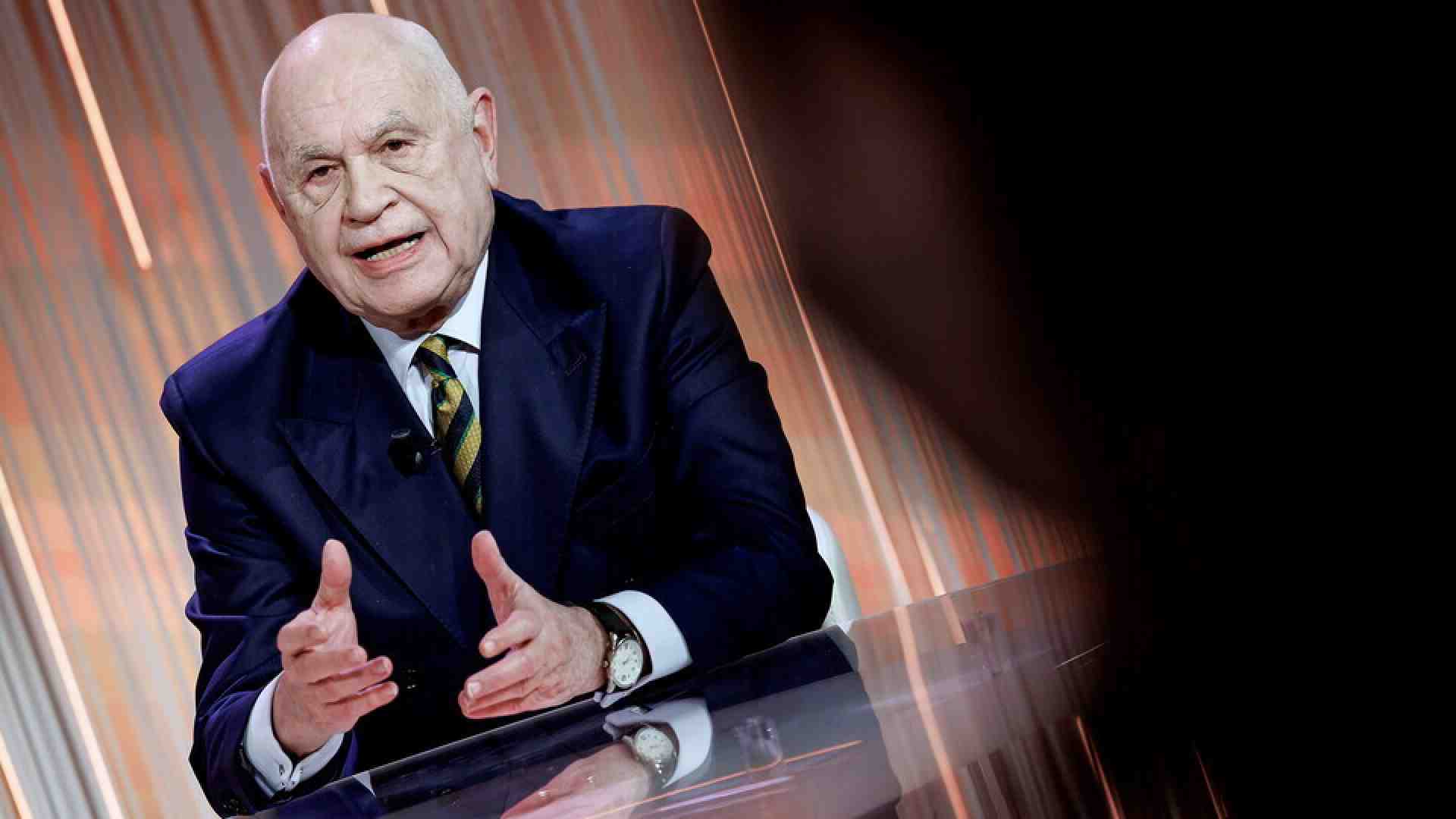 Immagine di I taccuini di Nordio. Tutte le frasi appuntante dal ministro per mandare in tilt il fronte del No