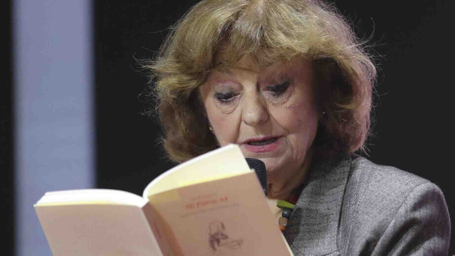 Immagine di La poesia allegorica di Ana Blandiana, il ciclo dell’esistenza e quello dei regimi