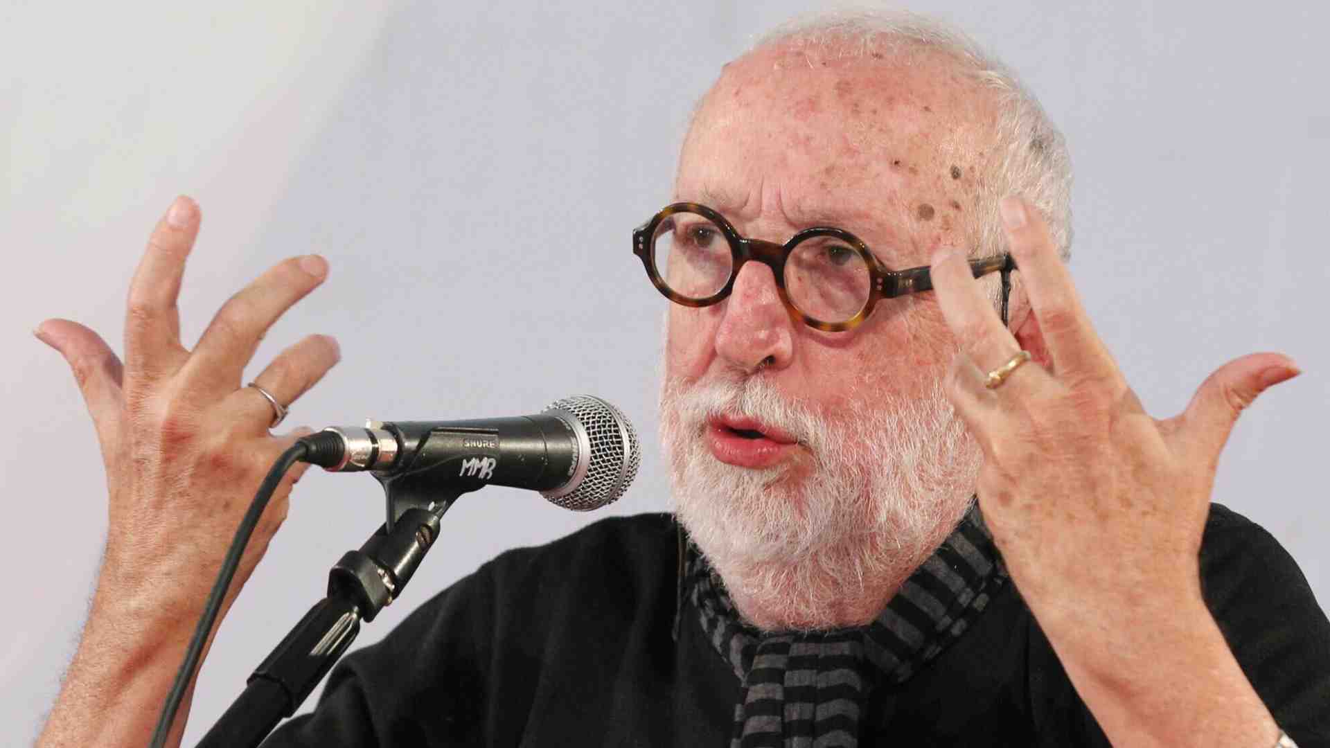 Immagine di Swinging Mosca con Andrea Branzi. Un reportage tra fotografi e designer