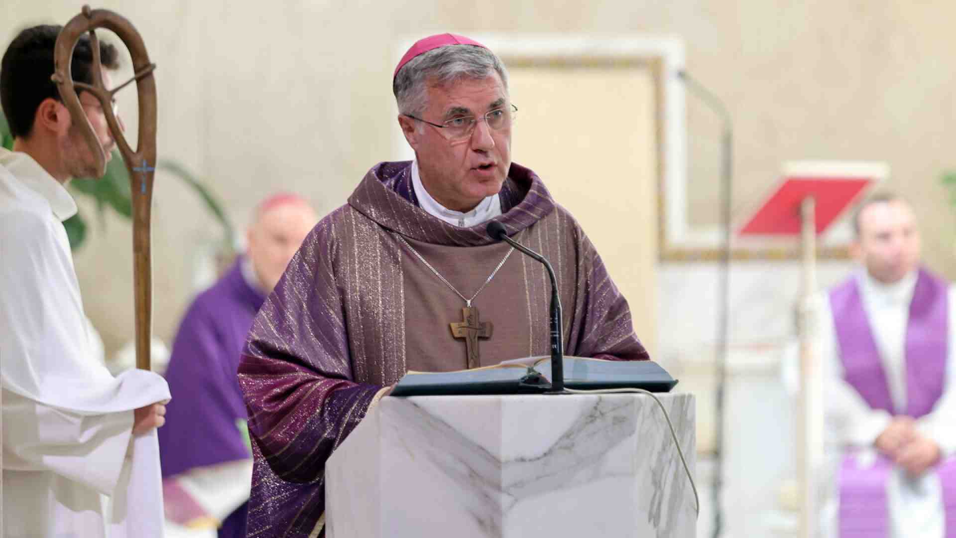 Immagine di La Chiesa all'assalto del governo