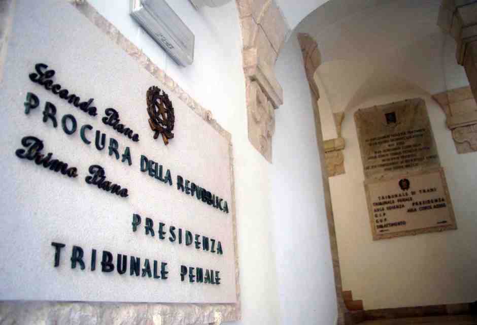 Gli uffici della procura della Repubblica di Trani (Ansa)