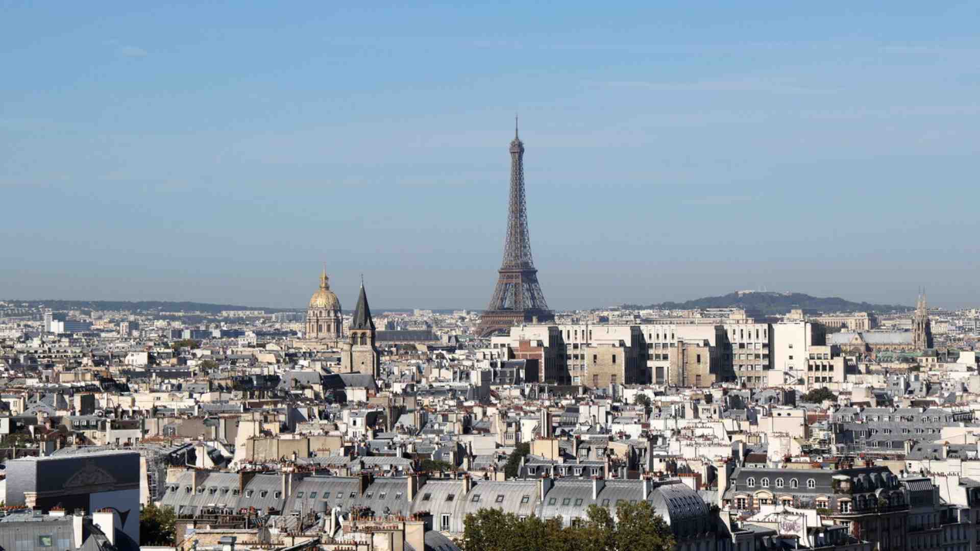Immagine di Nella Parigi elettorale è tutto uno scontro di estremi (e contro i media)