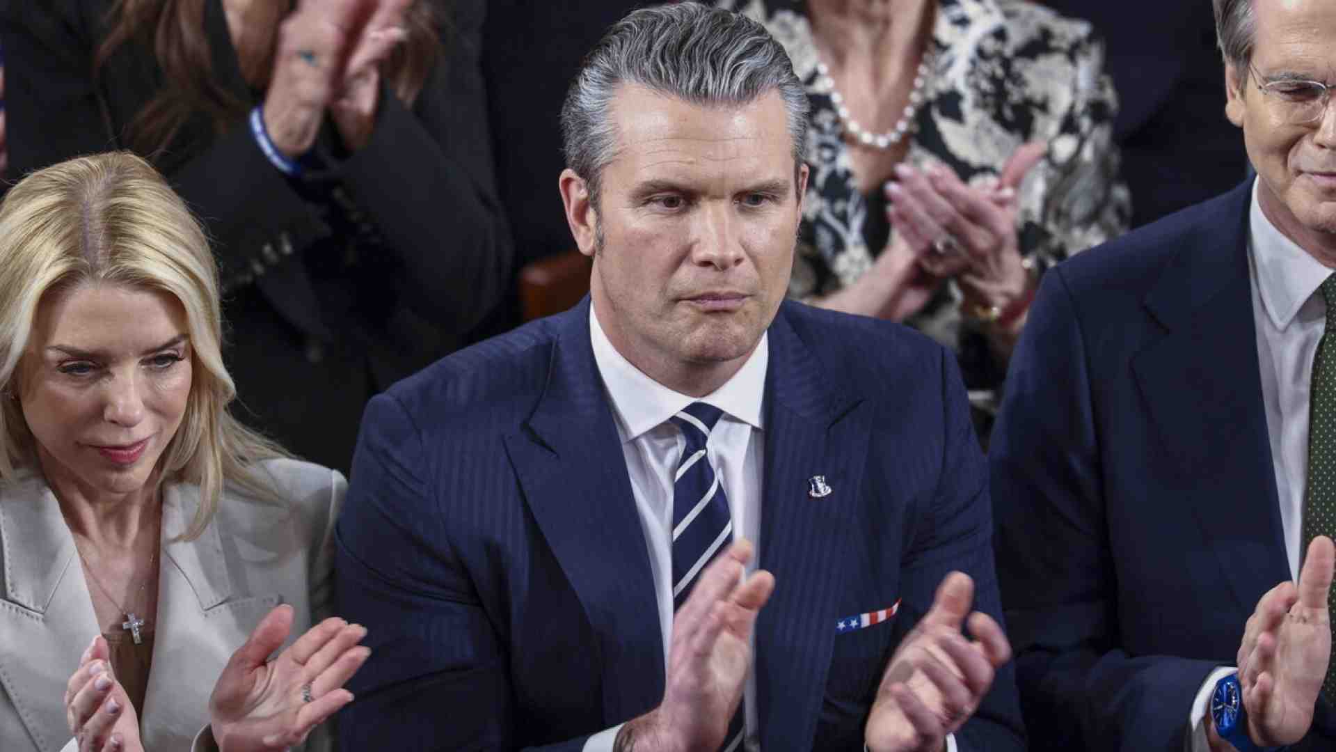 Immagine di Le minacce di Hegseth ad Anthropic per condividere la propria tecnologia