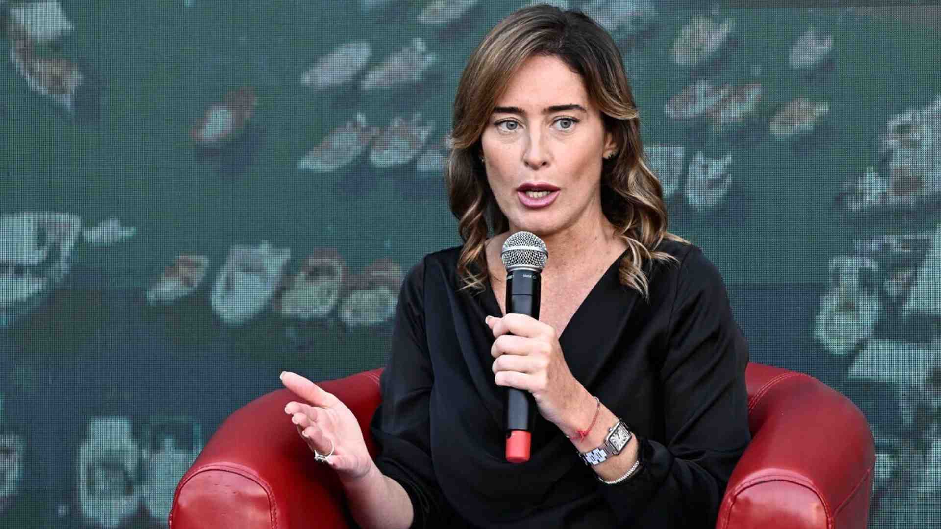 Immagine di Parla Boschi (Iv): “La legge elettorale? Ora primarie inevitabili. Calenda? Da noi nessun veto”