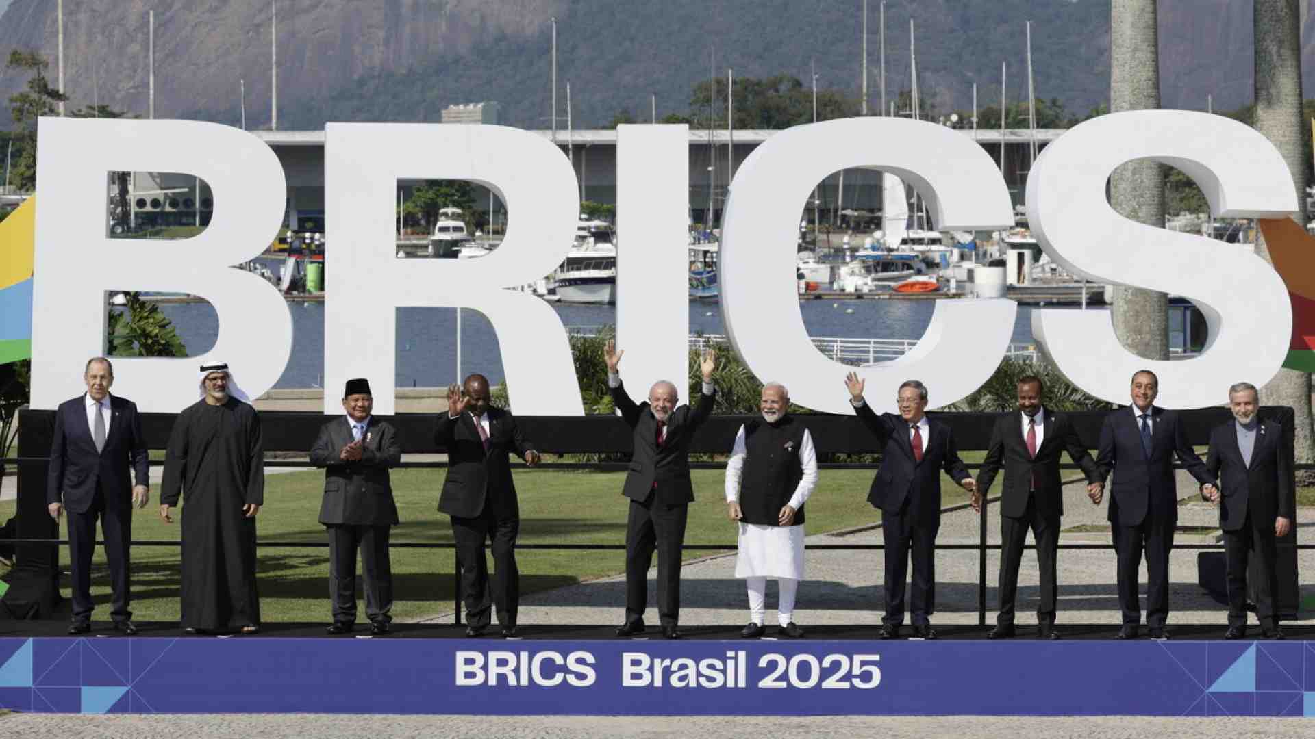 Immagine di La truffa dei Brics