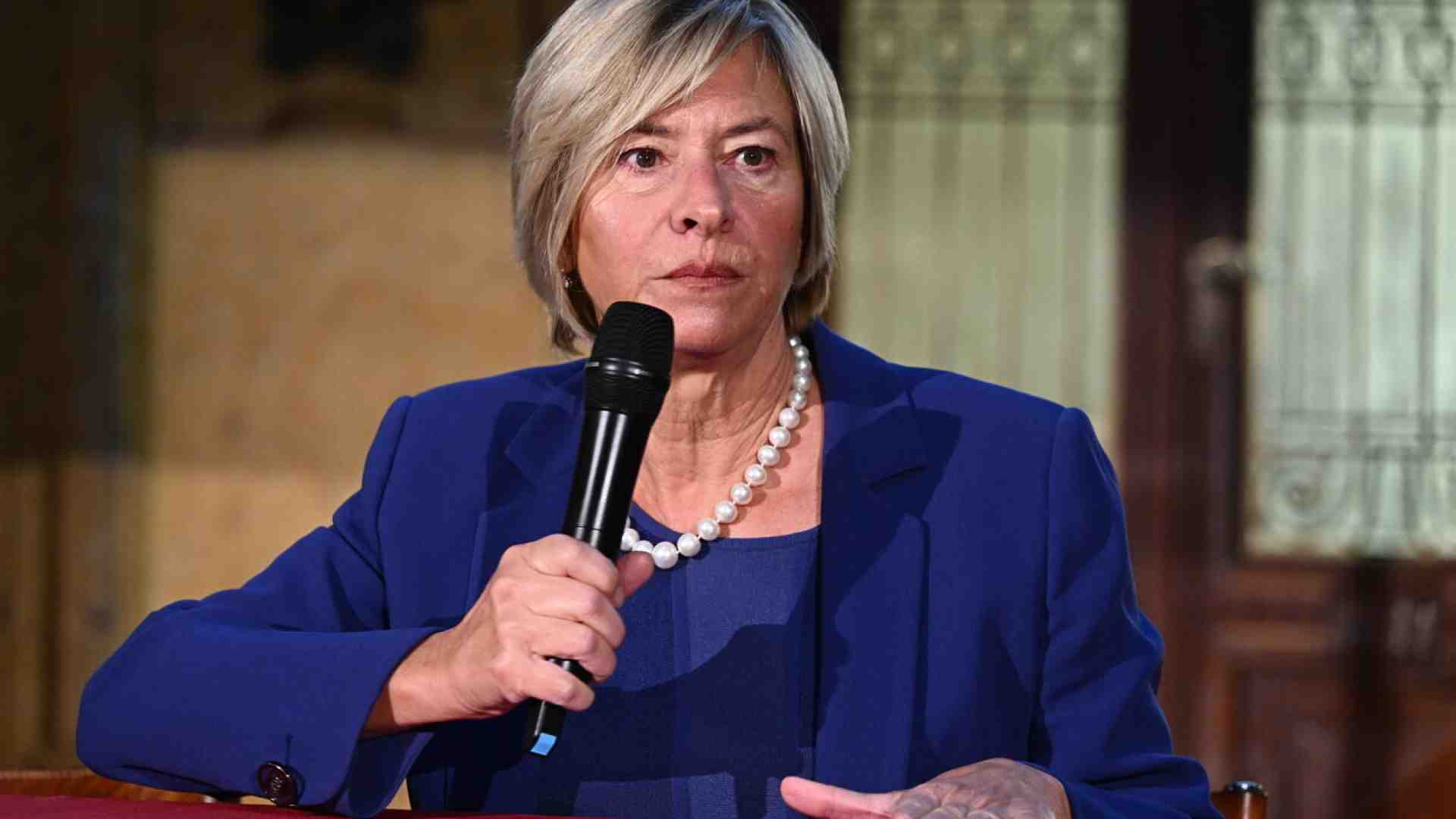 Immagine di L’ex ministra Pinotti: “La sinistra non sia ambigua sul regime iraniano”