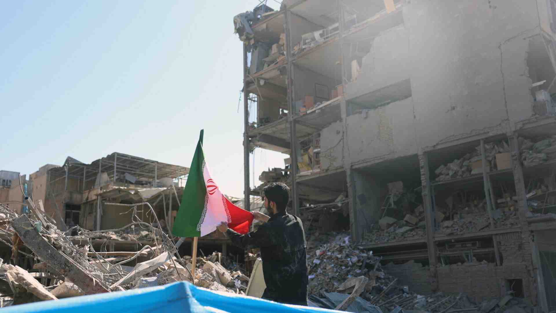 Immagine di Essere antifascisti oggi significa augurarsi un Iran libero