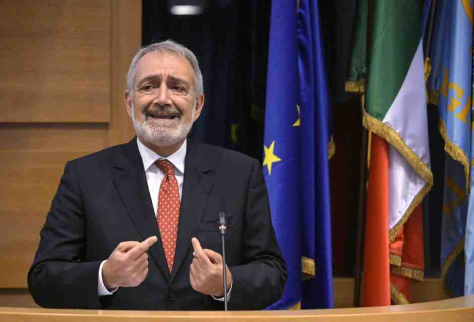 Dirigenti regionali senza requisiti. Il Pd fa ricorso alla Corte dei conti