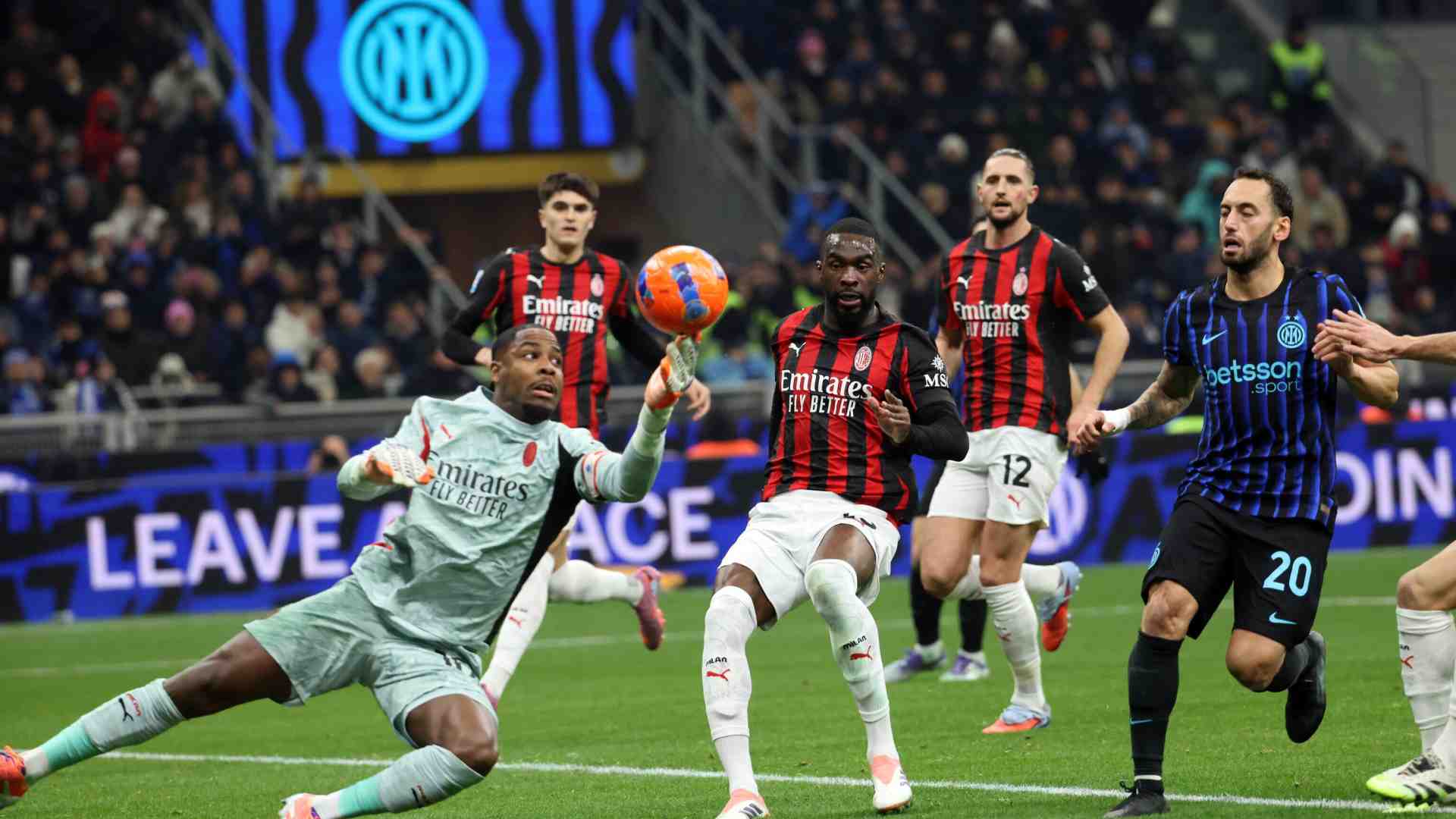 Immagine di Milan-Inter: dispetto o scudetto?